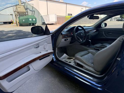 Used 2011 BMW 328i xDrive Coupe image 17