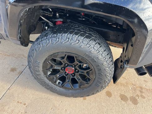 Used 2025 Toyota Tacoma TRD Pro image 36