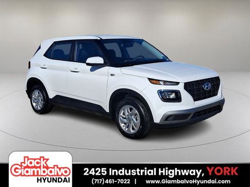 New 2026 Hyundai Venue SE image 1