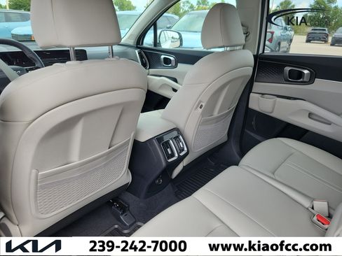 New 2026 Kia Sorento S FWD image 15