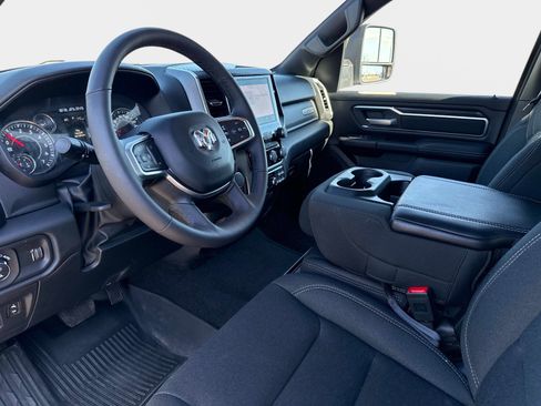 Used 2025 RAM 1500 Big Horn AWD/4WD image 33