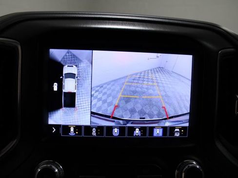 Used 2020 GMC Sierra 2500 AT4 w/ AT4 Premium Package image 3