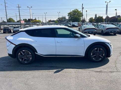 Certified 2025 Kia EV6 Light RWD image 6