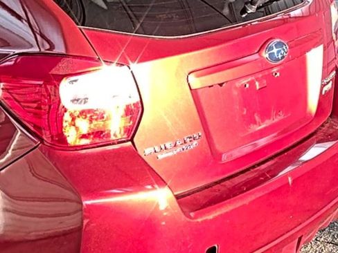 Used 2017 Subaru Crosstrek 2.0i Premium AWD/4WD image 8