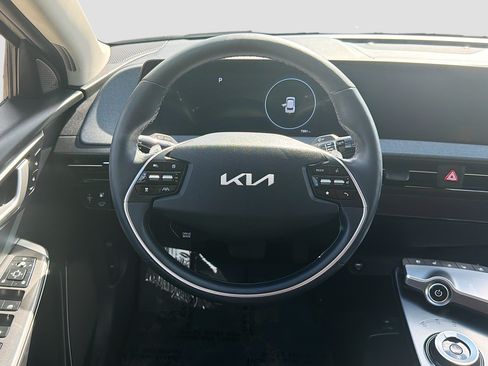 Used 2024 Kia EV6 Wind w/ Wind Technology Package AWD/4WD image 18