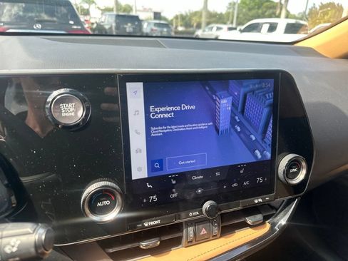 Used 2023 Lexus NX 250 FWD w/ Towing Package (2000 Lbs) image 3