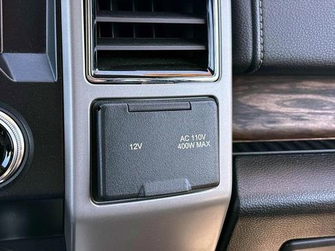 Used 2019 Ford F150 Lariat w/ Equipment Group 502A Luxury AWD/4WD image 29