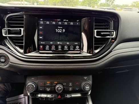 Used 2021 Dodge Durango SXT w/ 3rd Row Seating Group image 12