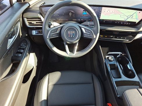 Certified 2025 Buick Envision Preferred image 12
