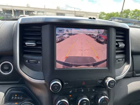 Used 2022 RAM 1500 Big Horn AWD/4WD image 9