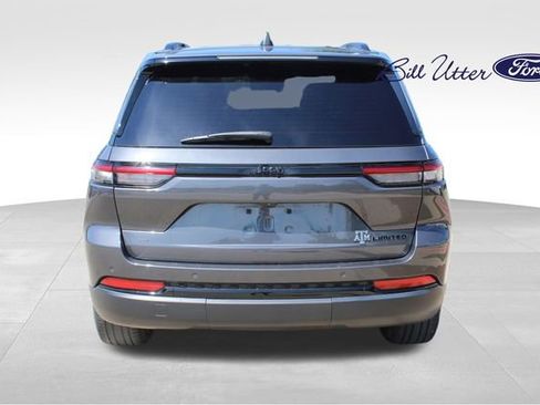 Used 2023 Jeep Grand Cherokee Limited w/ Black Appearance Package RWD image 6