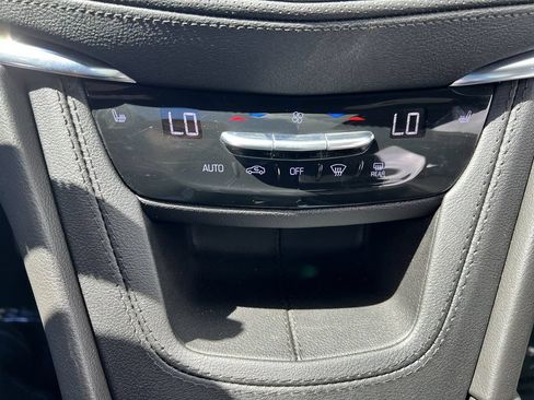 Used 2023 Cadillac XT5 Premium Luxury w/ Technology Package AWD/4WD image 25