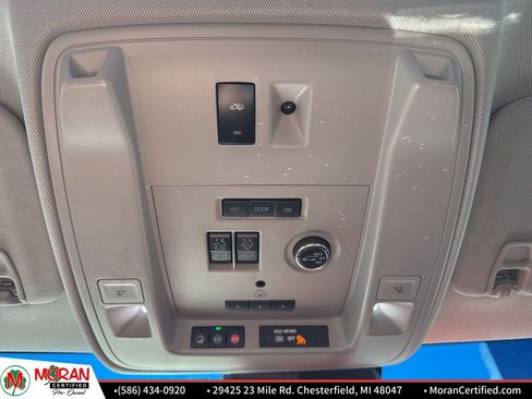 Used 2019 Cadillac Escalade Premium Luxury image 25