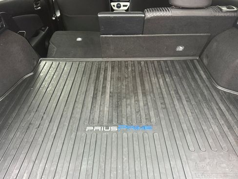 Used 2017 Toyota Prius Prime Plus image 16