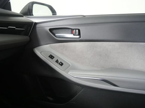 Used 2019 Toyota Avalon Touring w/ Advanced Safety Package FWD image 26