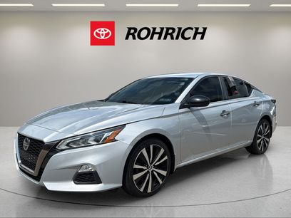 Used 2022 Nissan Altima 2.5 SR
