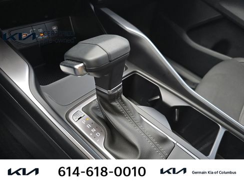Certified 2025 Kia Sorento LX FWD image 25