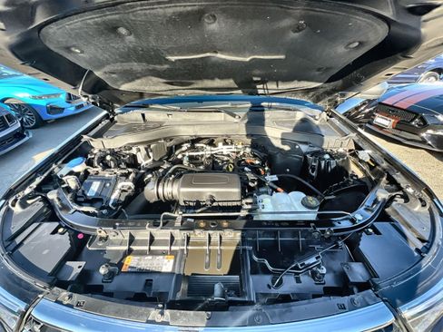 Used 2023 Ford Explorer XLT image 27