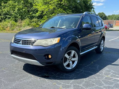 Used 2009 Mitsubishi Outlander XLS AWD/4WD image 1