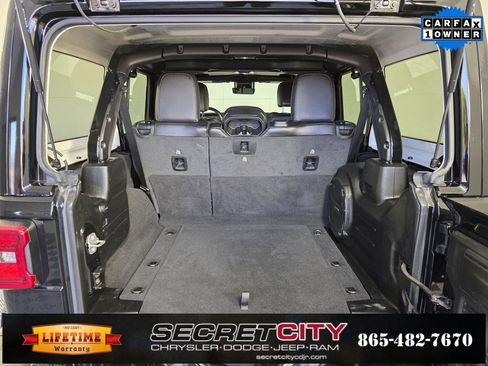 Used 2021 Jeep Wrangler Unlimited Sahara image 30