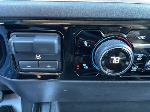 Used 2023 Chevrolet Silverado 1500 LT Trail Boss w/ Convenience Package II image 12