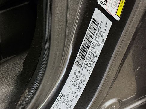 Used 2019 RAM 1500 Big Horn image 12