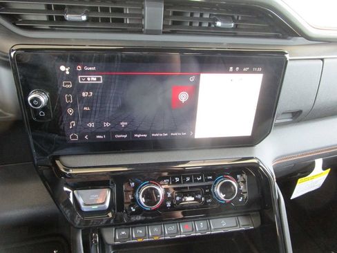 New 2026 GMC Sierra 1500 AT4 image 40