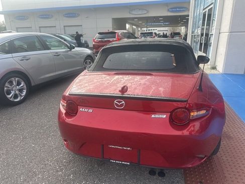 Used 2016 MAZDA MX-5 Miata Club image 27