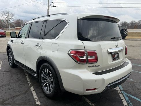 Used 2019 Nissan Armada SL w/ Premium Package image 3