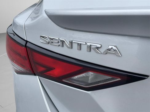 Used 2021 Nissan Sentra S image 30
