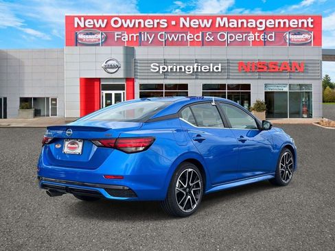 Used 2024 Nissan Sentra SR w/ SR Premium Package image 5