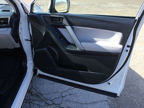 Used 2015 Subaru Forester 2.5i Premium w/ All-Weather Package image 34