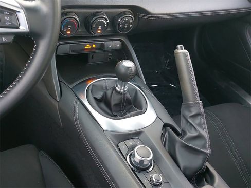 Used 2024 MAZDA MX-5 Miata Club w/ Interior Package image 22