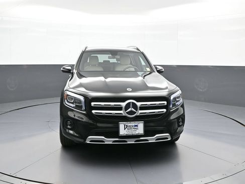 Used 2020 Mercedes-Benz GLB 250 4MATIC image 2