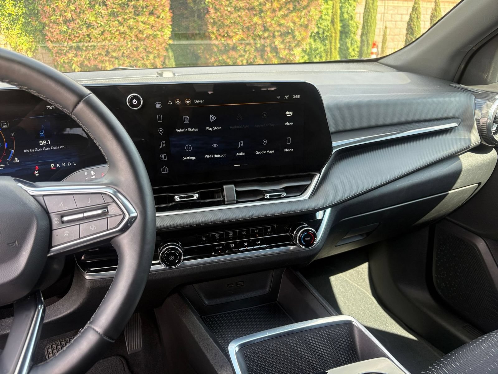 Used 2025 Chevrolet Equinox LT FWD image 16