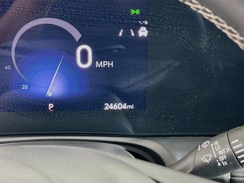 Used 2025 Buick Encore GX Preferred FWD image 19