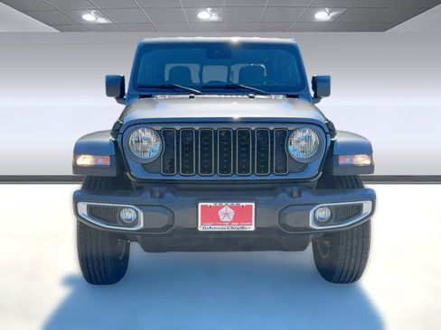 New 2025 Jeep Gladiator Sport image 6