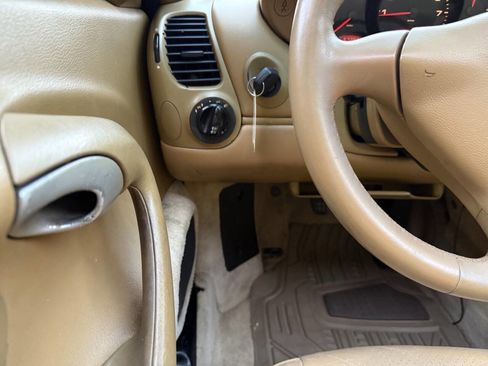 Used 2000 Porsche 911 Carrera image 12