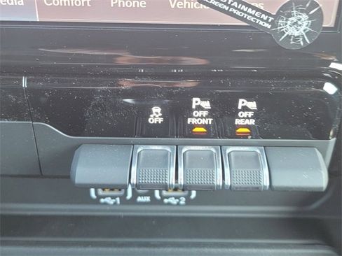 New 2026 RAM 1500 4x4 Crew Cab image 25