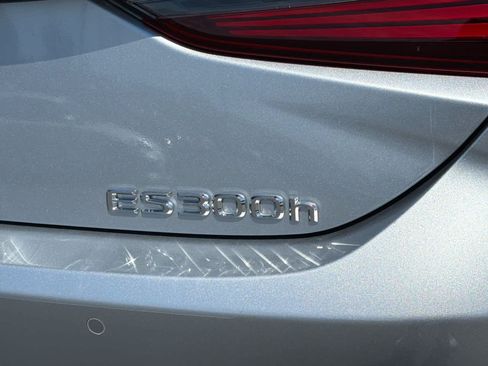 Certified 2025 Lexus ES 300h w/ Premium Package FWD image 31
