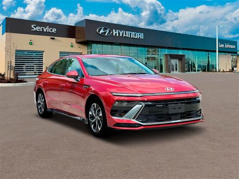 New 2025 Hyundai Sonata SEL image 11