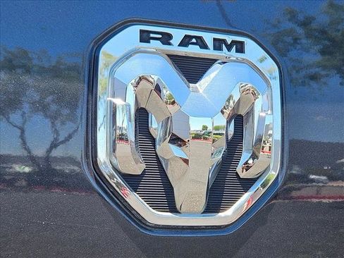Used 2019 RAM 2500 Laramie AWD/4WD image 28