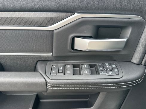 New 2027 RAM 3500 Big Horn AWD/4WD image 10