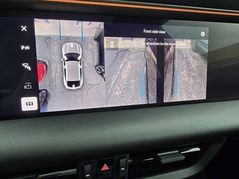 Used 2024 Porsche Macan Turbo Electric image 35