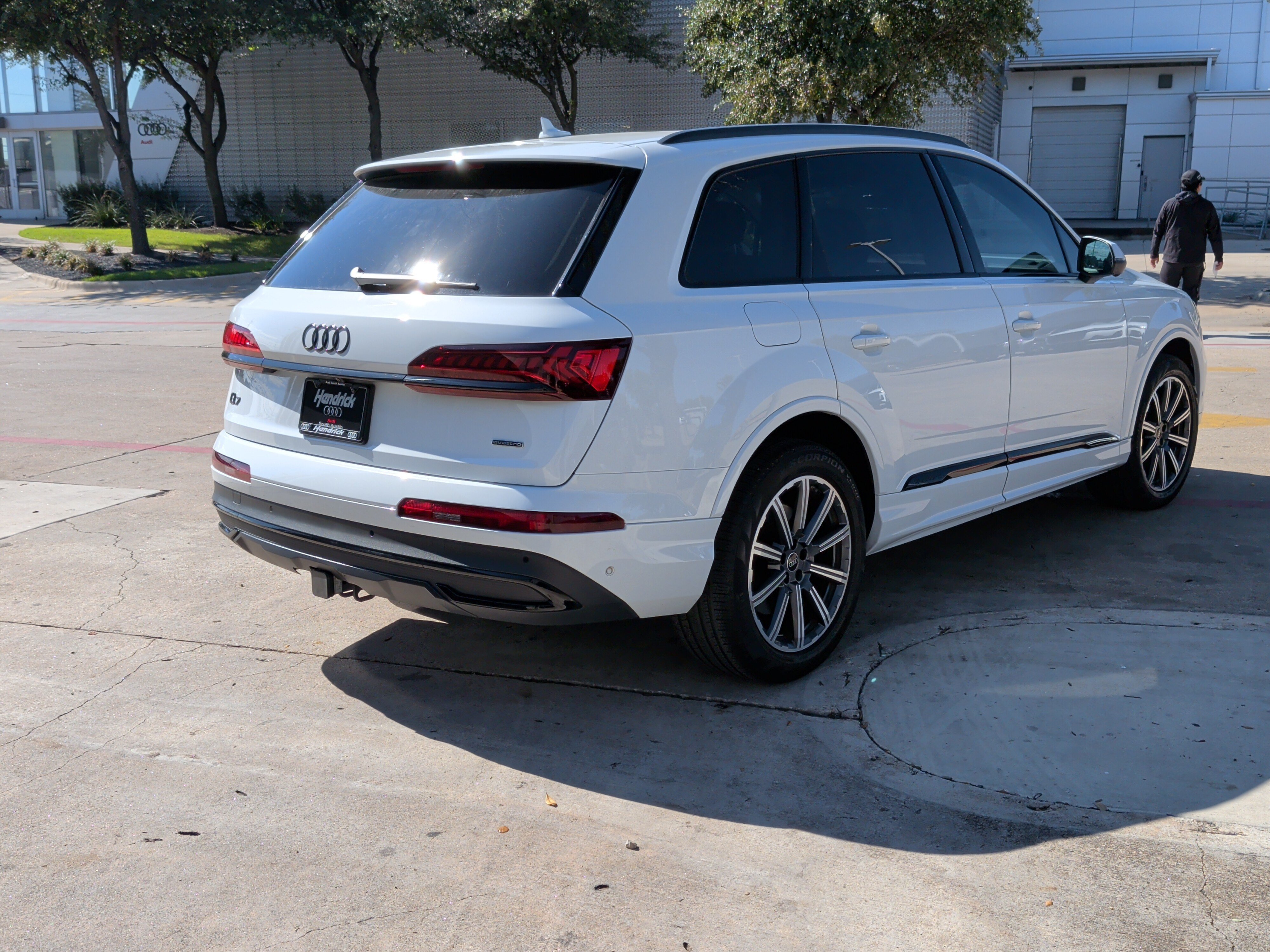 Used 2023 Audi Q7 2.0T Premium Plus w/ Premium Plus Package AWD/4WD image 10