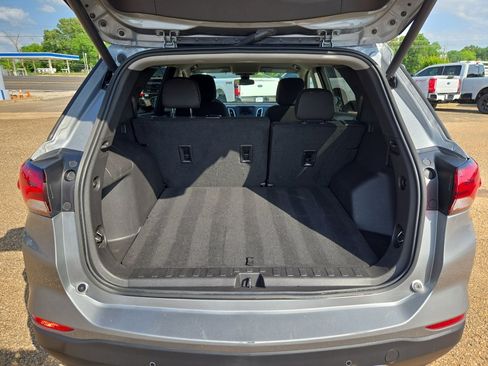 Used 2024 Chevrolet Equinox LT image 13