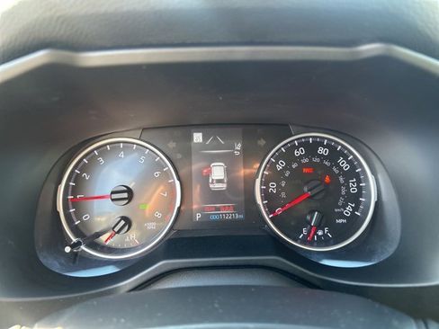 Used 2020 Toyota RAV4 XLE image 20