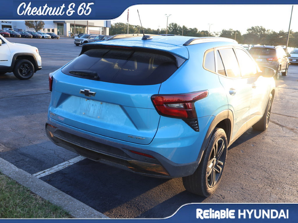 Used 2025 Chevrolet Trax ACTIV w/ Driver Confidence Package FWD image 22