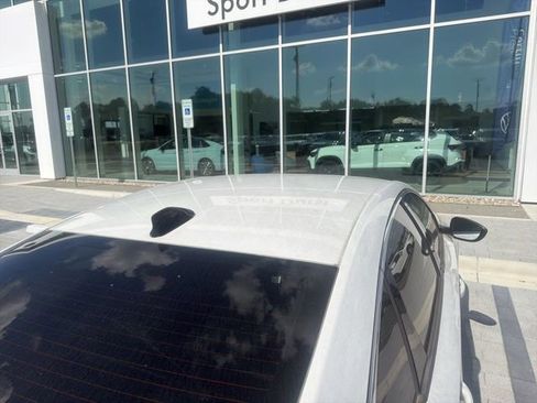 Used 2021 Honda Accord Sport image 10