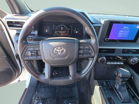 Used 2025 Toyota Tacoma SR image 15